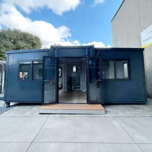 20Ft 40Ft Luxury Modern Prefabricated Container House Breathable Double Wing Commercial School Temporary Outdoor House