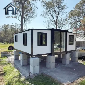 40Ft Expandable Shipping Container House 2 Bedroom Easy Assemble Portable Office Home Steel Waterproof Foldable Container House