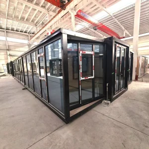 40Ft Luxury Prefab Villa Glass Curtain Wall with 2 5 Bedrooms Prefabricated Expandable Container House Modular Home with Kitchen