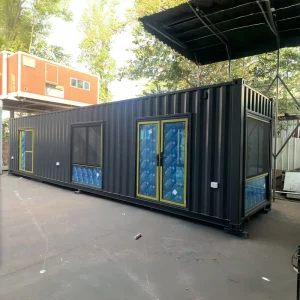 40ft Luxury Modular Prefab Shipping Container House Villa Sandwich Panel Modern Eco-Friendly Durable Fire Living Room