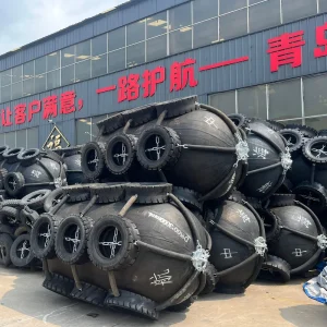 Barge Fleeting Rafting Pneumatic Natural Rubber Fender Cylindrical Shape ISO Certified Durable Side Protection for Inland