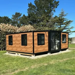 Compact Prefabricada Home Portable Self Containg Living Spaces Tiny Shipping Container Houses Custom Casa Containers
