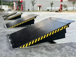Custom Size Fixed Hydraulic Dock Leveler Stationary Container Loading Dock Ramp With Anti slip Plate