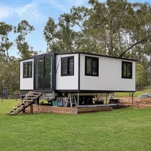 Customizable 20ft or 40ft Expandable Mobile Modular Container Home with Terrace