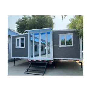 Double wing expandable container house movable teenagers retreat with own bathroom