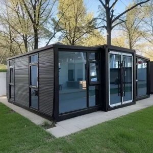 Expandable Double Wing Prefabricated House Beach Resort Vacation Container Villa Waterproof Thermal Insulation Custom Layout