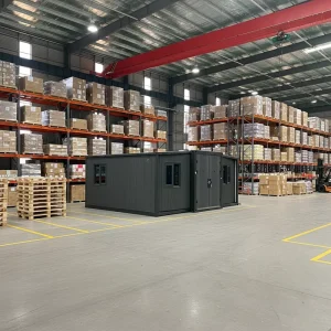 Expandable Folding Steel Container House, 20ft/40ft, Solar-Powered, Prefab, for Apartment, Office, or Hotel Use