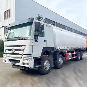 Export Quality HOWO 7 Used 8×4 Fuel Tanker Reconditioned Chassis + Leak Tested Oil Tank (15001 30000L) CIF FOB