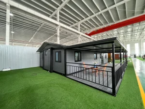 Factory Modern Style Prefab Steel Frame Mobile Modular House 40Ft Expandable Container Homes with Terrace