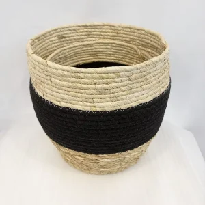 Hand Woven Durable Straw Storage Basket Cotton Rope Basket with Customizable Capacity for Living Room and Kitchen