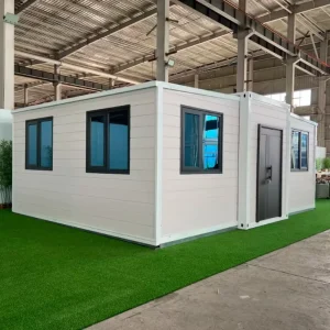 Luxury 40ft Expandable Container House With 3 Bedrooms Portable and Foldable Design Made From Shipping Container Material