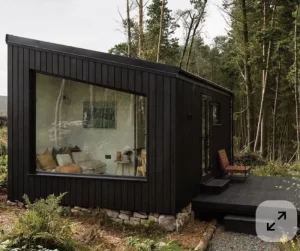 Luxury Prefab Houses Modern Portable Tiny Homes Sustainable Construction Factory Modular Steel Apartment Rectangle Shape Solar