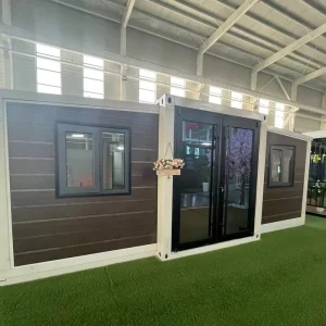 Modern 2 to 5 Bedroom Expandable Container House with Bathroom