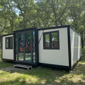 Modern 20ft 40ft Luxury Movable Foldable Expandable Container House 2 3 Bedroom for Outdoor Resorts Durable