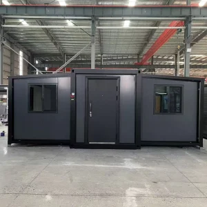 Modern 40ft Shipping Mobile Modular Expandable Container House Hotel Use Hurricane Proof Steel Sandwich Panel 2 Bed 1 Bath