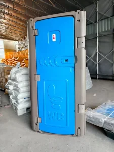 Modern Prefabricated Sandwich Panel Mobile Toilet Container Cabin Waterproof Insulated Custom for Villa Resort