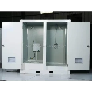 Modern Tiny Outdoor Toilet Flat Pack Shipping Container Style Breathable Made of Steel Sandwich Panel for Mall & Workshop Use