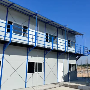 Modern Two Storey Industrial Design Container Homes, Pre-Fabricated 2 Floor Detachable, 3 Rooms with Bedroom and Bathroom