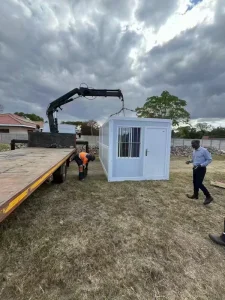 OEM Portable House Container Box Detachable Flat Pack Foldable House Hurricane Proof Folding House Box