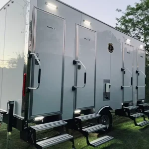 Portable Restroom Container Room Portable Toilet Mobile Bathrooms Outdoor Portable Toilet Manufacturers with Multiroom