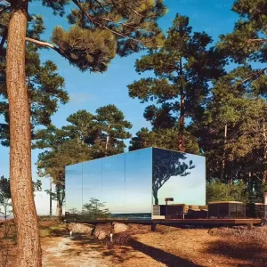 Prefabricated Container House Rectangular Victorian Luxury Villas with Mirror Surface Tempered Glass for Hotels