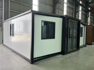 Prefabricated Modular House with Black Frame Luxury Tiny Home for Backyard Granny Flat