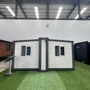 Ready Made Expandable Container Home Steel Structure Office Custom OEM Luxury Prefabricated Villa Contemporary