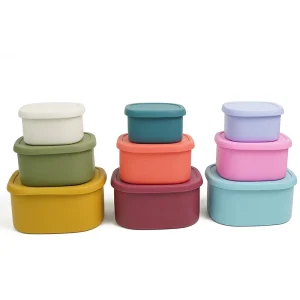 Square Food Storage Container BPA-Free 900mL Kids Snack and Fruit Storage Box Oven-Safe Silicone Food Box
