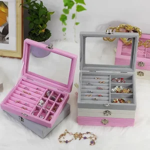 The Packaging Box for Household Jewelry Watches Earrings and Rings Is Small and Dust proof Serving As a Storage Container