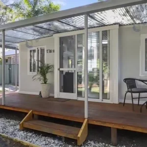 XH 40ft and 20ft Mobile Container House Foldable and Expandable Portable Office Shop Made From Shipping Container